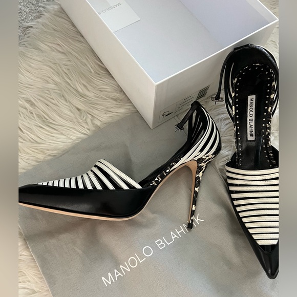 ✨MANOLO BLAHNIK HEELS✨New. Made in Italy 🇮🇹w/ dust bag, box, authenticity card - Picture 6 of 9